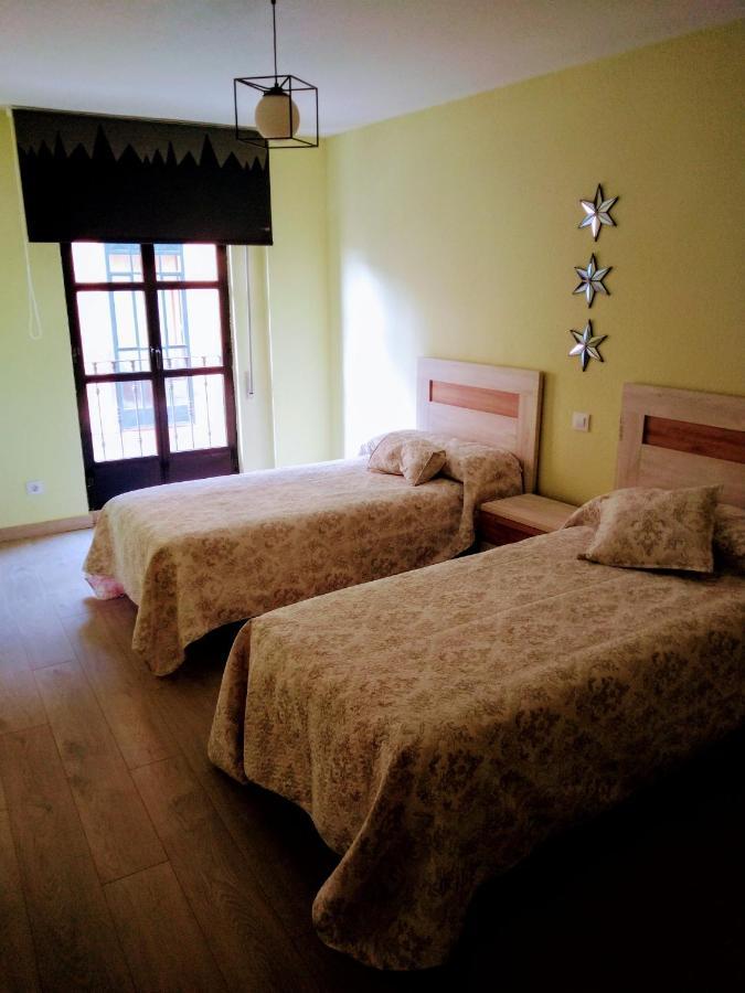 La Estrella Con Garaje Incluido Apartment อาบีลา ภายนอก รูปภาพ
